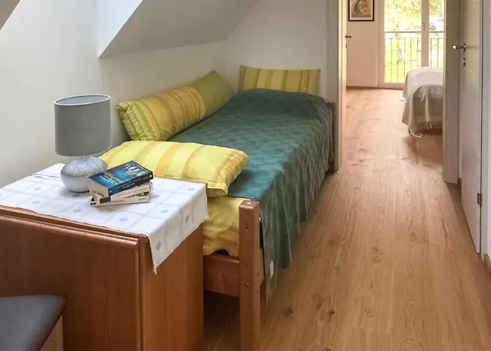 In بيت للعطل